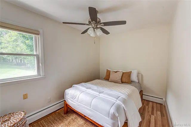 $1,599,000 | 24 Norma Lane, Dix Hills, NY 11746