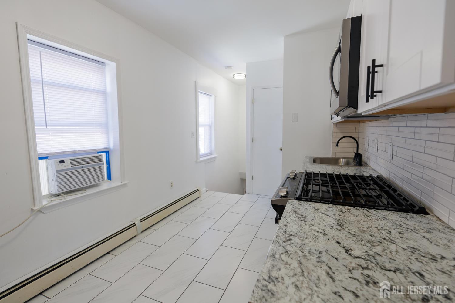 28 Union Street, Unit 2 Carteret, NJ 07008 - Photo 13 of 14