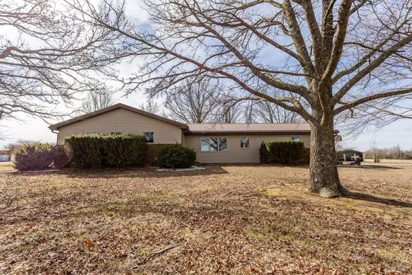 $279,000 | 3 Northwest 1st Lane, Lamar, MO 64759