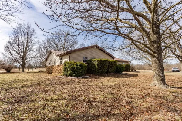 $279,000 | 3 Northwest 1st Lane, Lamar, MO 64759