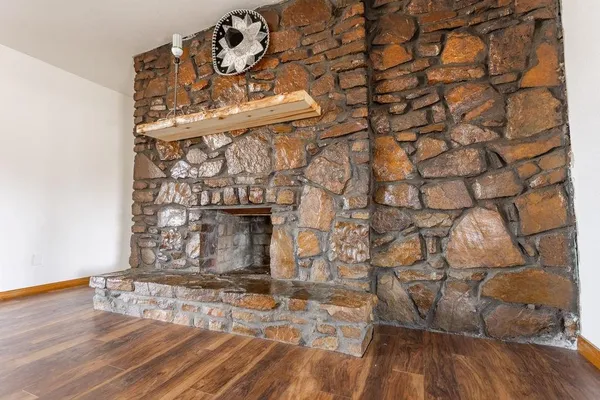 $279,000 | 3 Northwest 1st Lane, Lamar, MO 64759