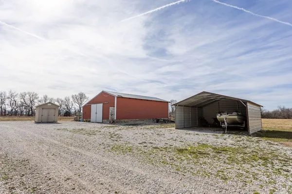 $279,000 | 3 Northwest 1st Lane, Lamar, MO 64759