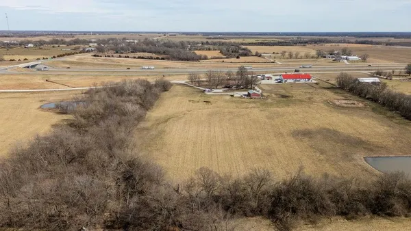 $279,000 | 3 Northwest 1st Lane, Lamar, MO 64759