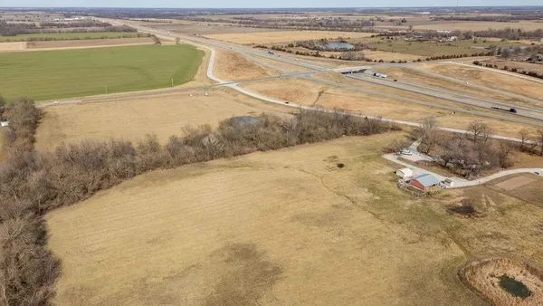 $279,000 | 3 Northwest 1st Lane, Lamar, MO 64759