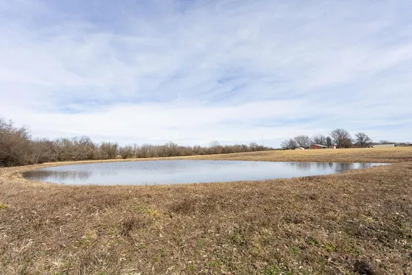 $279,000 | 3 Northwest 1st Lane, Lamar, MO 64759