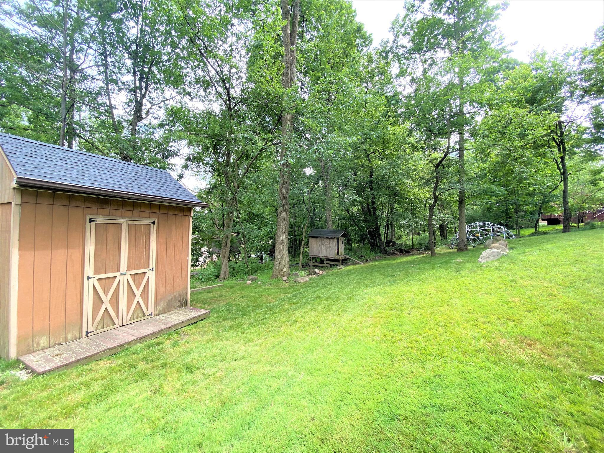 70 Ridge Run Road Sellersville, PA 18960 - Photo 4 of 37 Gallery Image 4