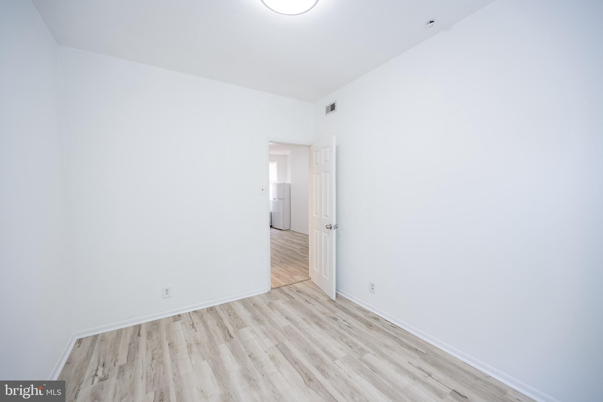 625 South 10th Street, Unit 2F Philadelphia, PA 19147 - Photo 8 of 13 a view of an empty room