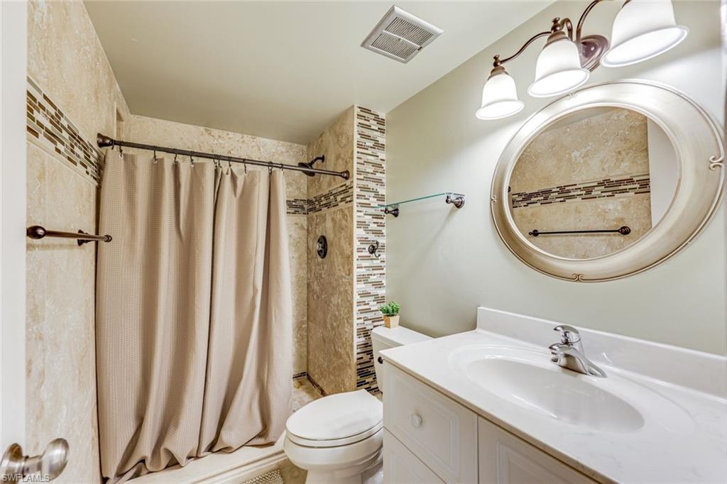 5 High Point Circle West, Unit 204 Naples, FL 34103 - Photo 12 of 15