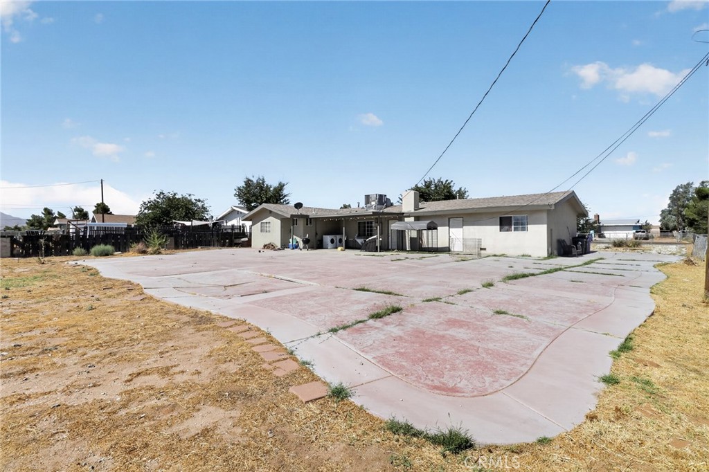 13477 Rancherias Road Apple Valley, CA 92308 - Photo 40 of 44