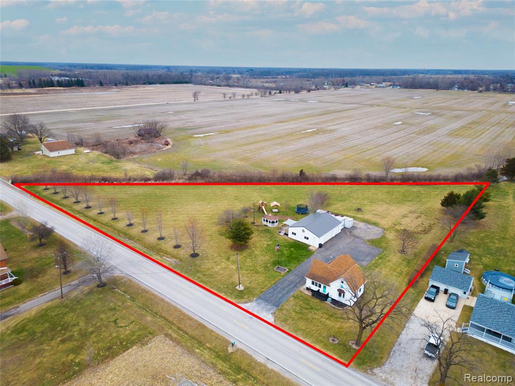 13974 Carleton West Road Carleton, MI 48117 - Photo 38 of 64