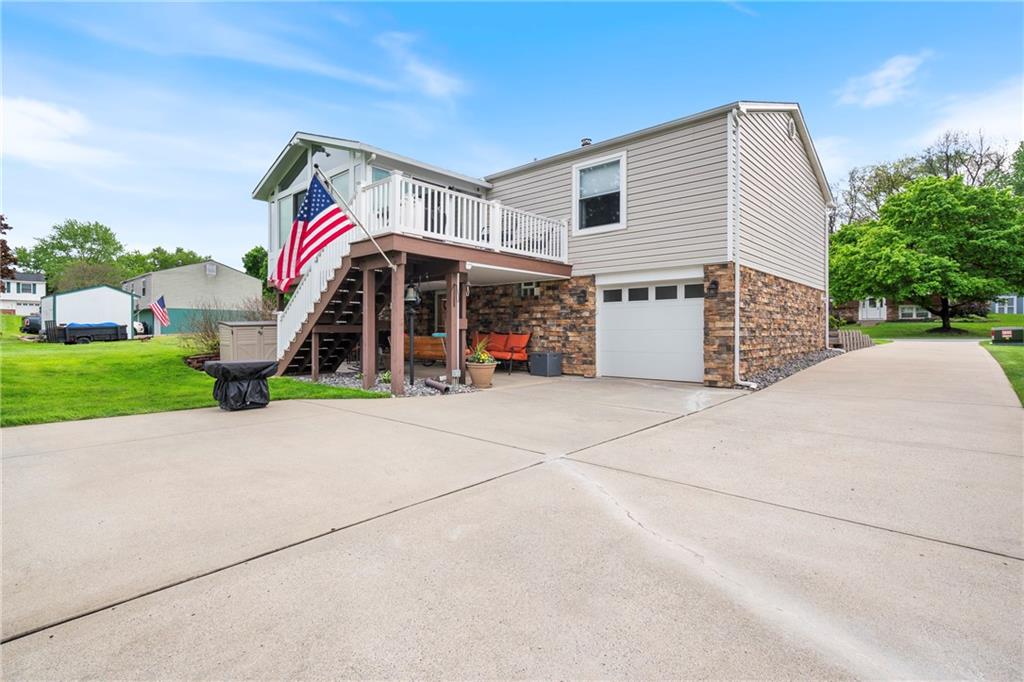 135 Fox Run Road Cranberry Township, PA 16066 - Photo 34 of 41 Gallery Image 34