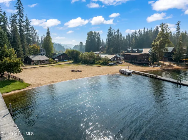 $1,980,000 | 37 Vacation Court, Coolin, ID 83821