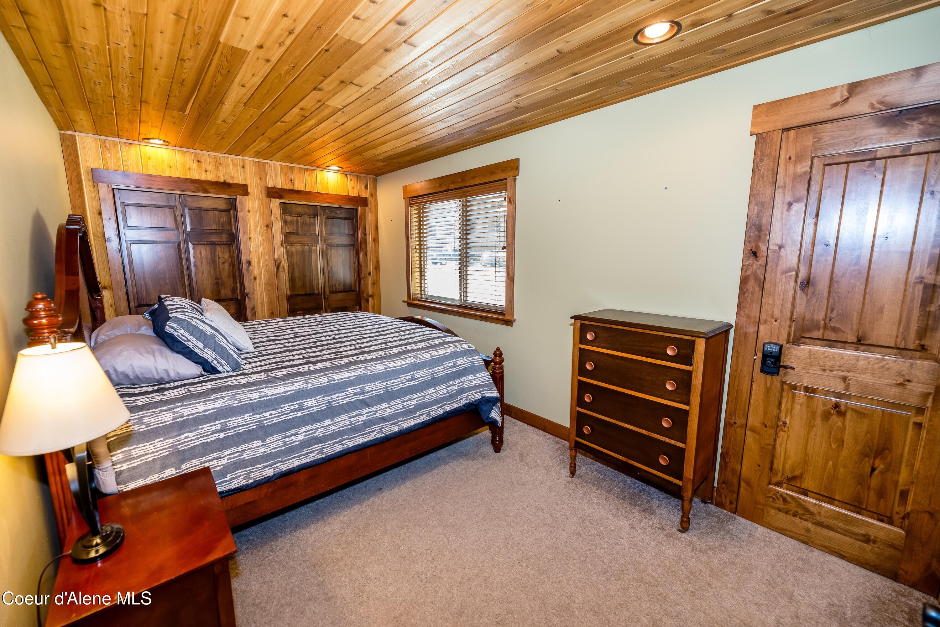 37 Vacation Court Coolin, ID 83821 - Photo 15 of 37 Bedroom 1