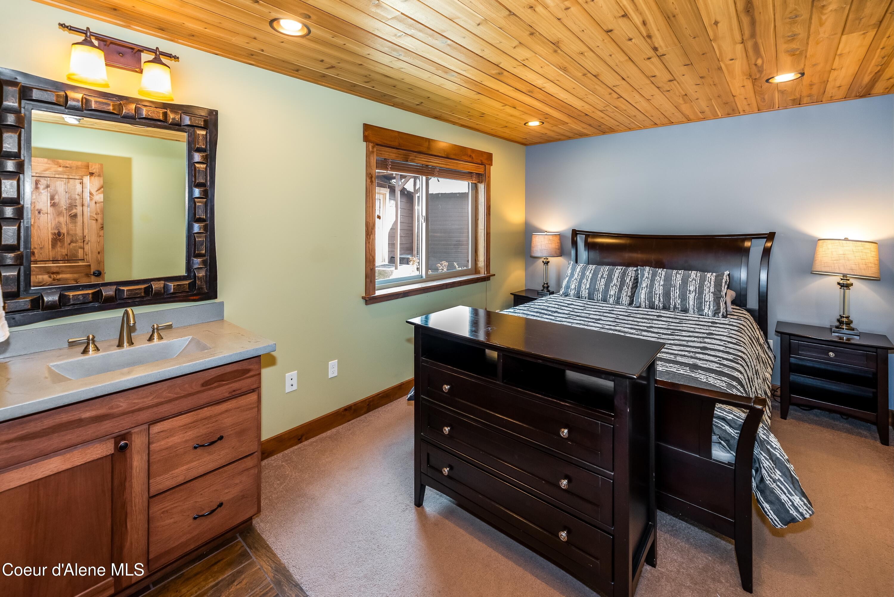 37 Vacation Court Coolin, ID 83821 - Photo 16 of 37 Bedroom 2