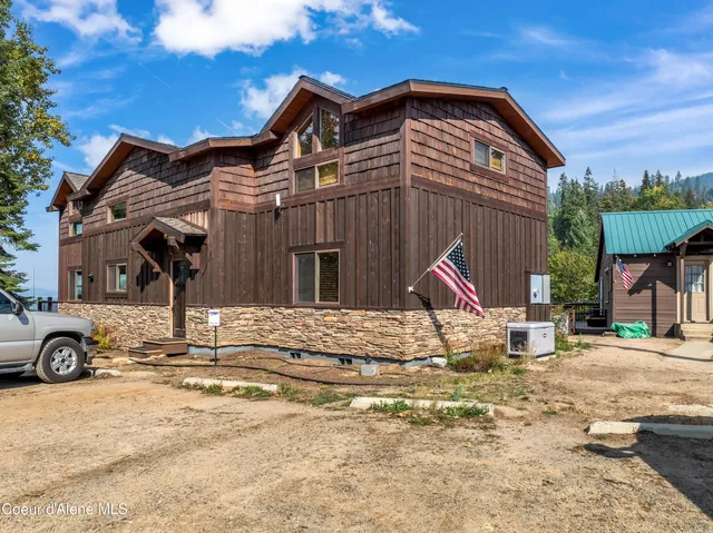 $1,980,000 | 37 Vacation Court, Coolin, ID 83821