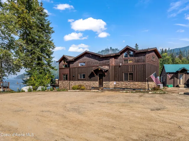 $1,980,000 | 37 Vacation Court, Coolin, ID 83821