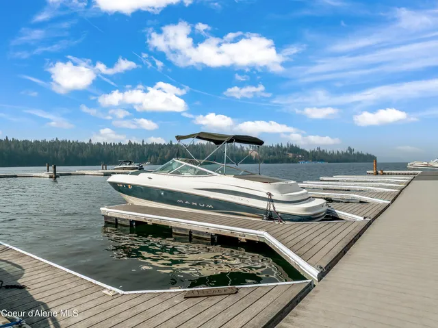 $1,980,000 | 37 Vacation Court, Coolin, ID 83821