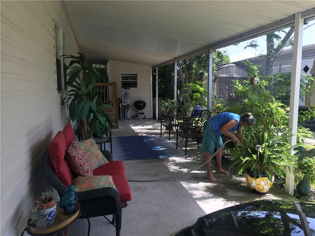 73 South S P Island Road Davie, FL 33314 - Photo 4 of 9 Photo 4