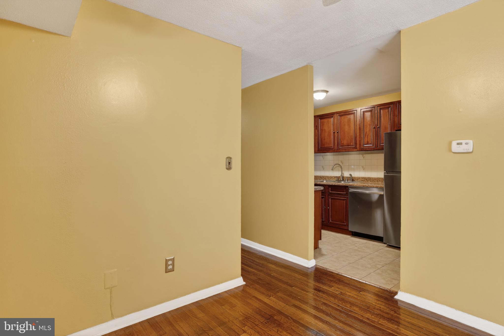 7527 Riverdale Road, Unit 1827 Hyattsville, MD 20784 - Photo 7 of 28