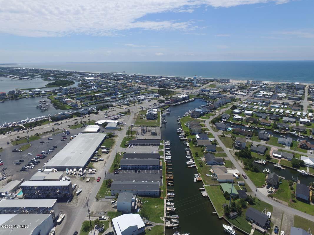 121 Old Causeway Road, Unit 5 Atlantic Beach, NC 28512 - Photo 8 of 37 Close to the Beach!