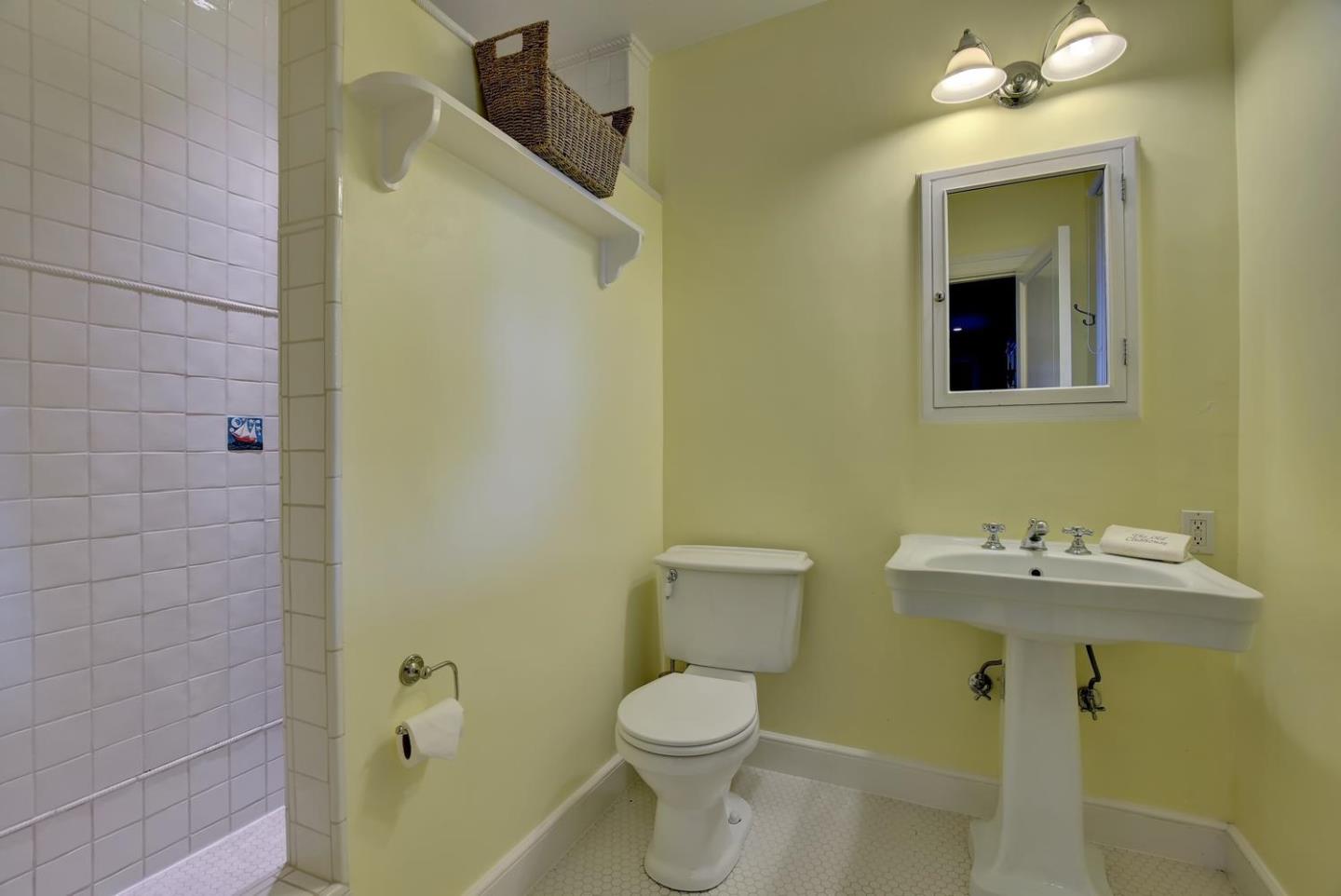 34 Clubhouse Road Santa Cruz, CA 95060 - Photo 27 of 40 Gallery Image 27