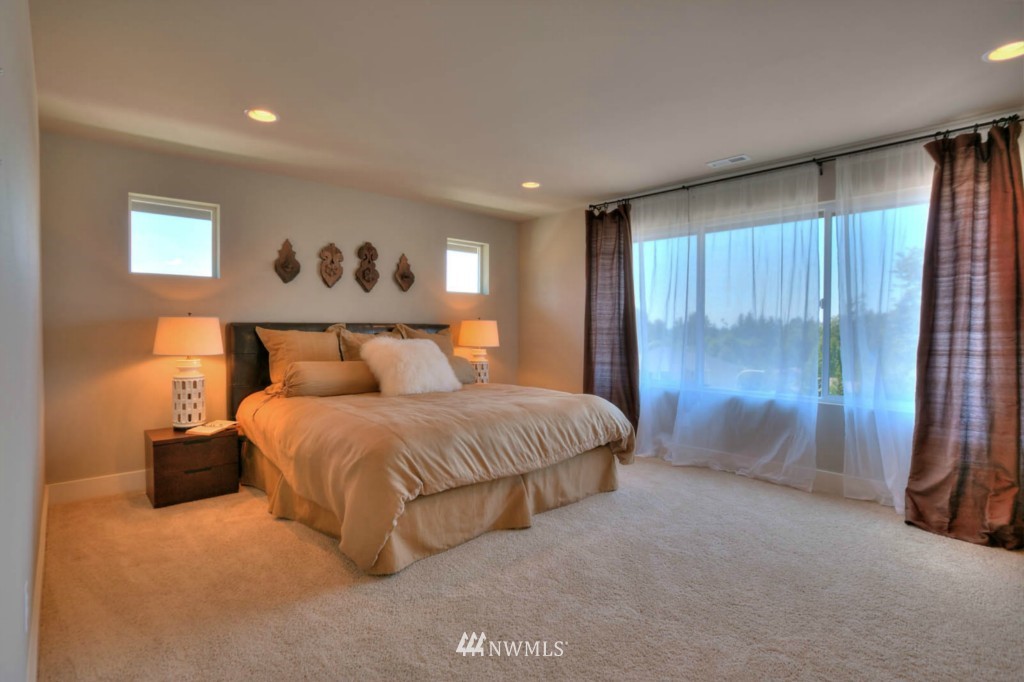 616 Field Place Northeast Renton, WA 98059 - Photo 19 of 25
