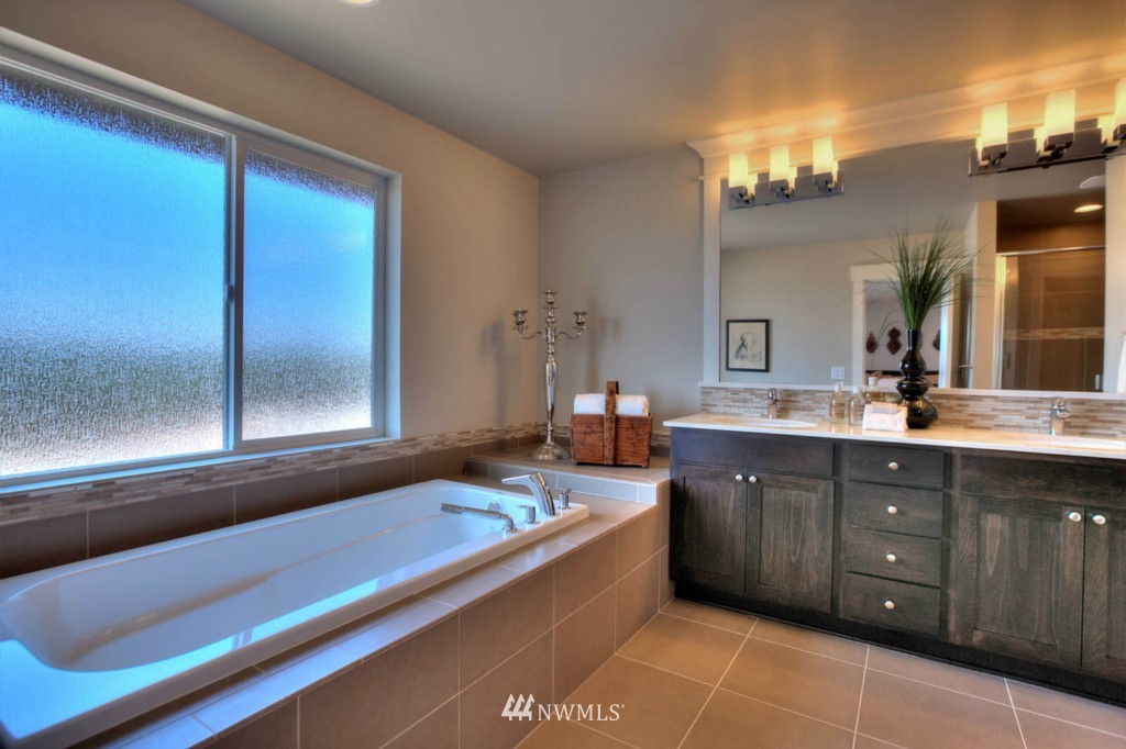 616 Field Place Northeast Renton, WA 98059 - Photo 20 of 25