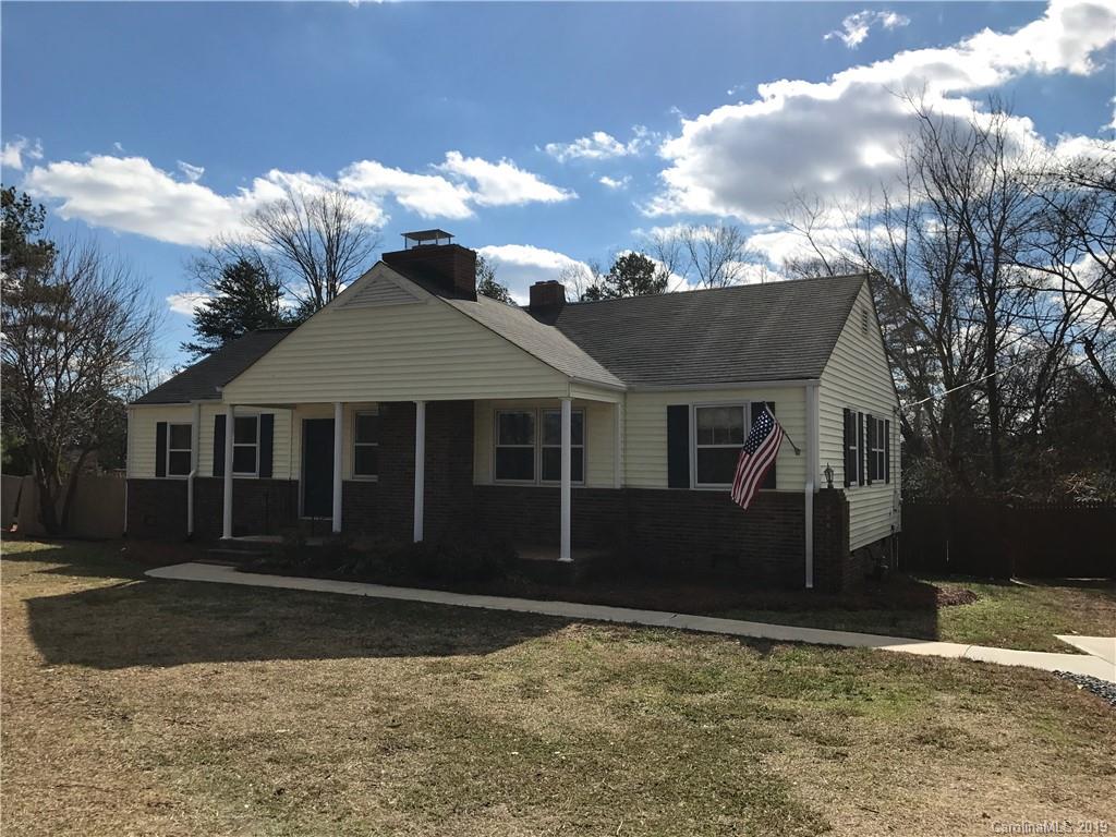 1221 Gold Hill Road Fort Mill, SC 29708 - Photo 1 of 32 a front view of a house with a yard