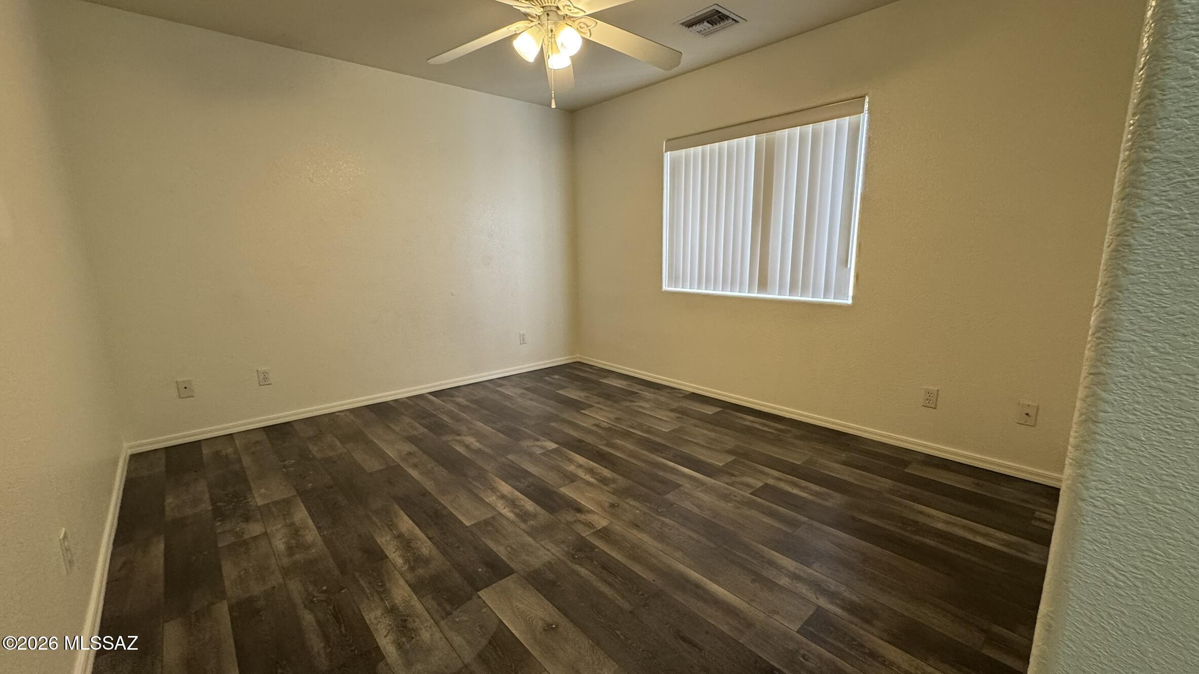 8935 East Golf Links Road Tucson, AZ 85730 - Photo 3 of 17 IMG_1271