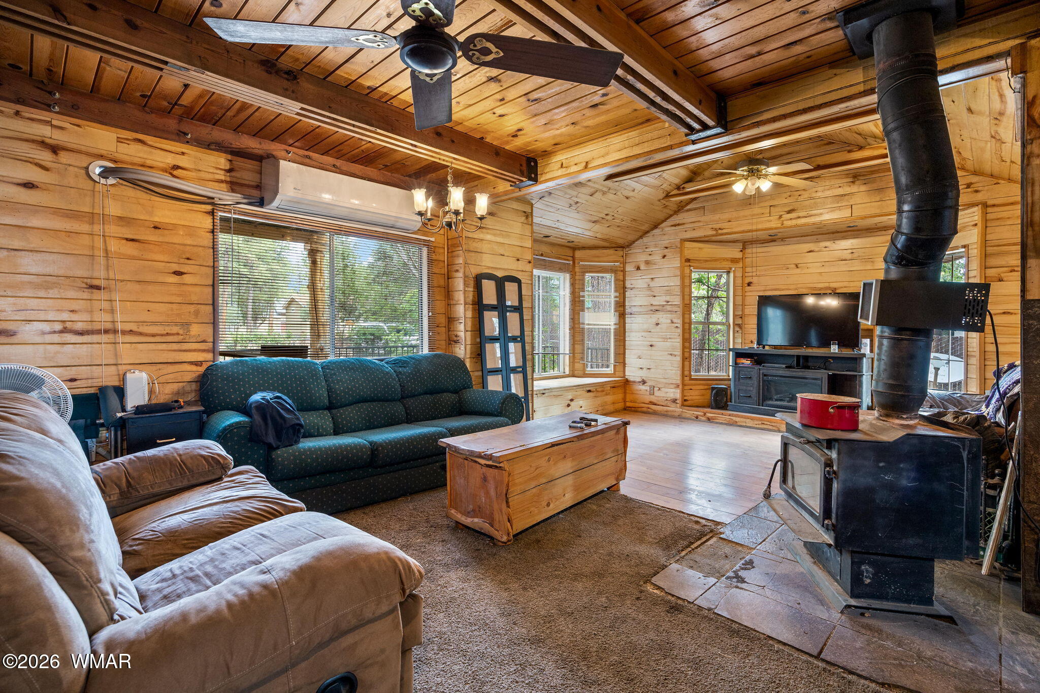 2861 Angel Trail Overgaard, AZ 85933 - Photo 3 of 28
