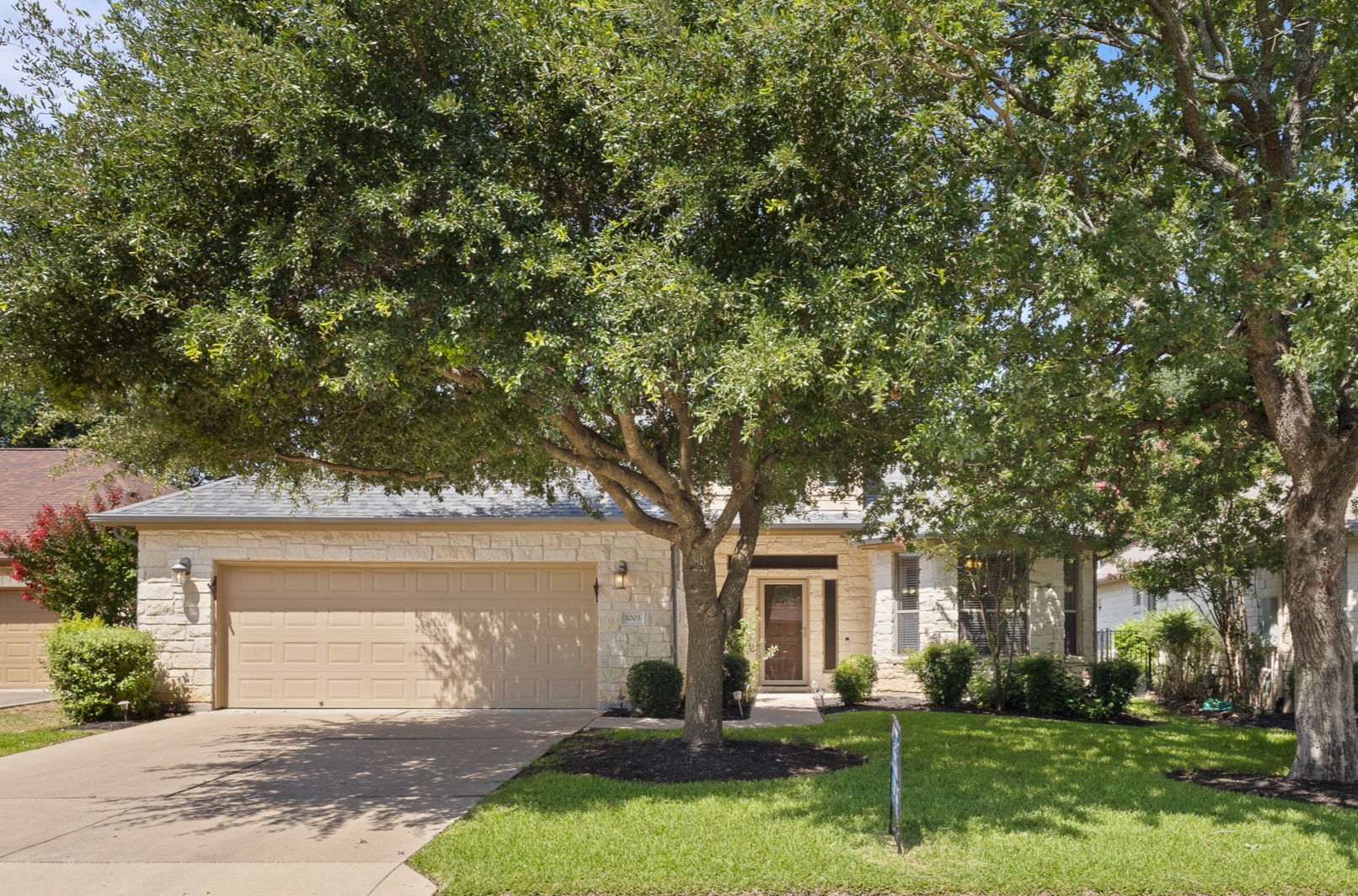 1005 Fort Davis Street Georgetown, TX 78633 - Photo 2 of 38 Front view - check out these trees!