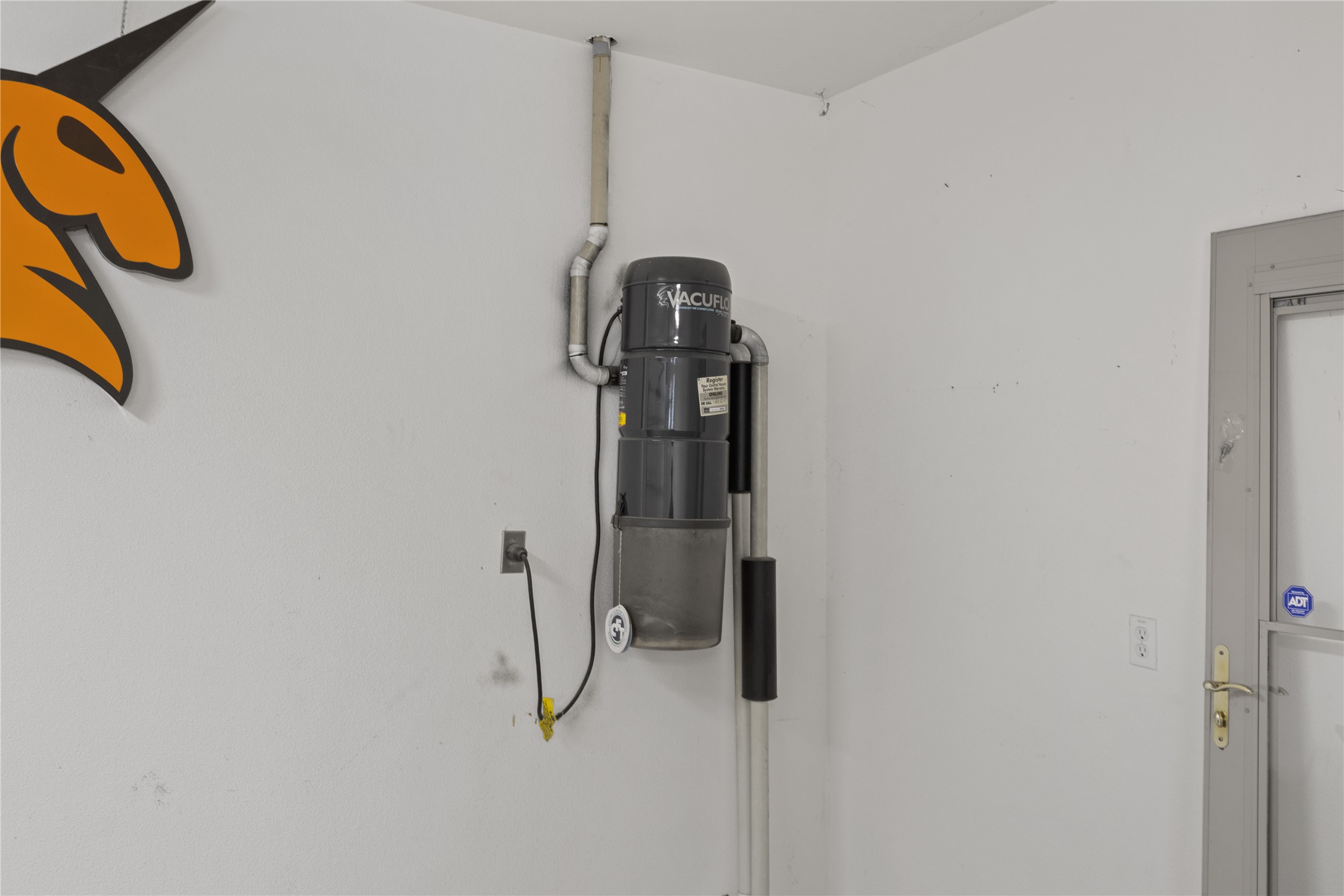 1005 Fort Davis Street Georgetown, TX 78633 - Photo 21 of 38 Central Vacuum System in this home.