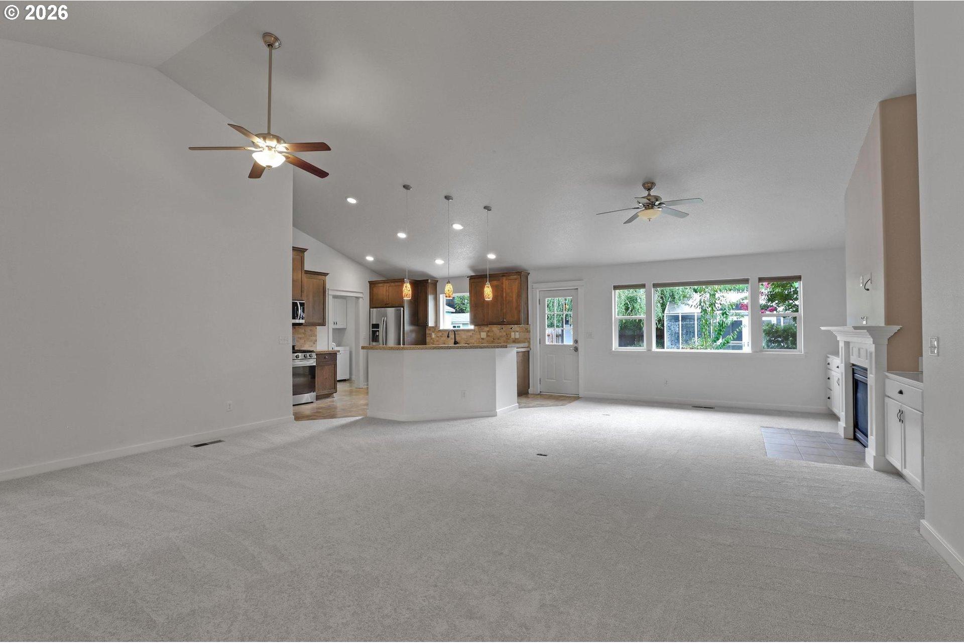 14018 Southwest Butner Road Beaverton, OR 97006 - Photo 8 of 32 Gallery Image 8