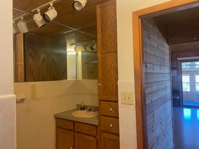 $320,000 | N11116 5 Star Lane, Crivitz, WI 54114