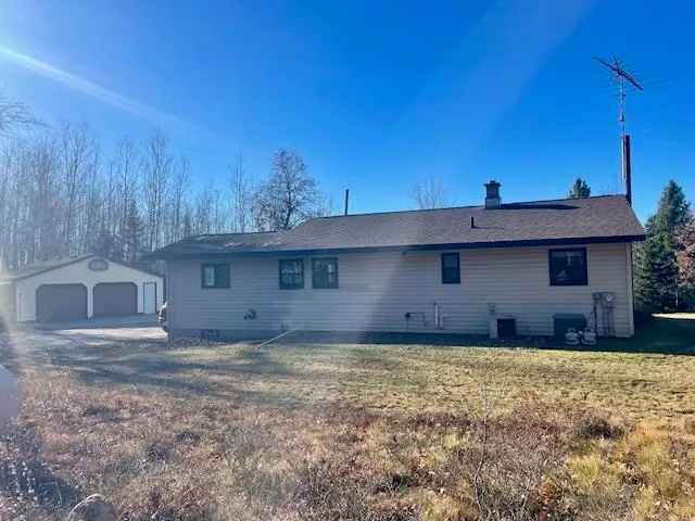 $320,000 | N11116 5 Star Lane, Crivitz, WI 54114