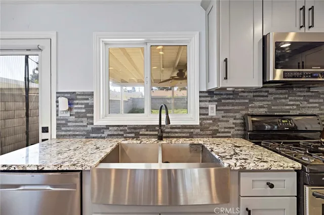 $695,000 | 2844 South Cypress Pt Place, Ontario, CA 91761