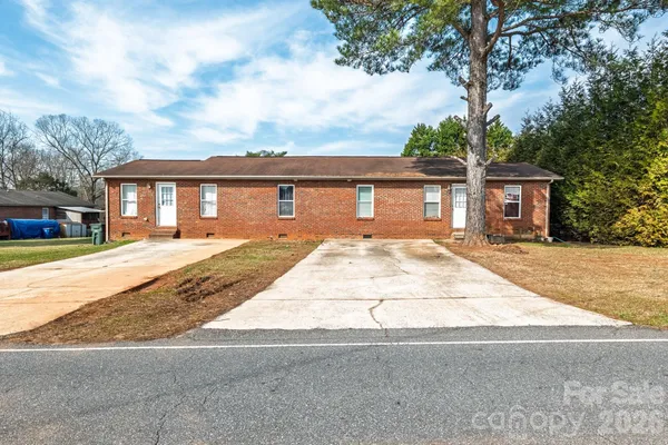 $309,900 | 3761 Herman Sipe Road, Conover, NC 28613