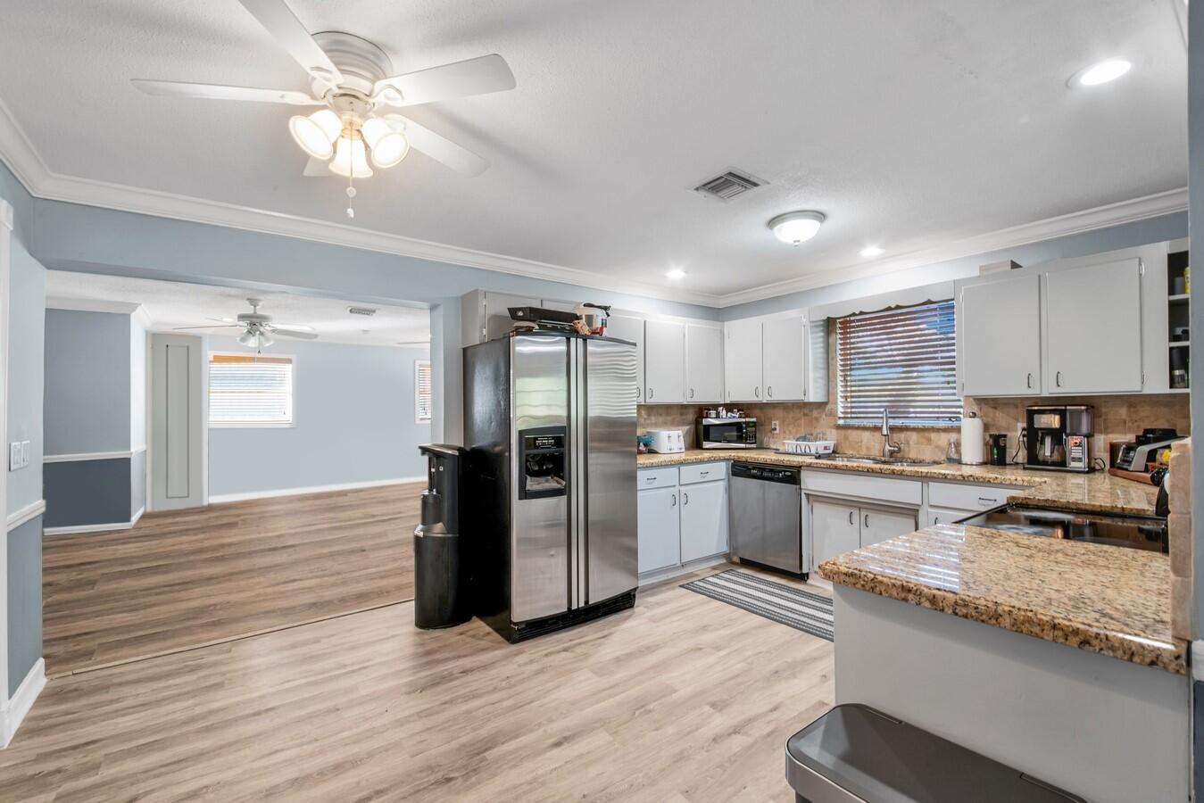 11424 165th Road North Jupiter, FL 33478 - Photo 19 of 33 20211207142720820747000000-o