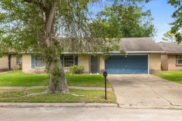 $240,000 | 5130 Court Road, Houston, TX 77053