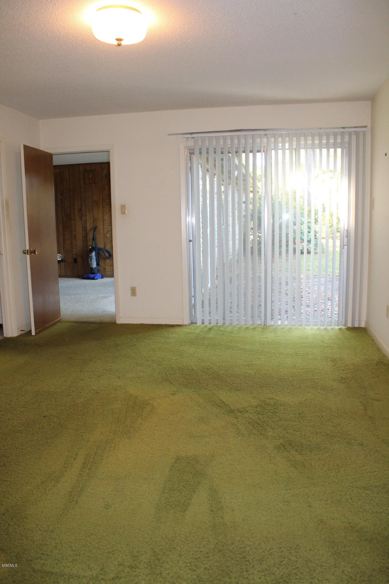 3755 Wood Place Moss Point, MS 39563 - Photo 13 of 19 3755 Woodplace Master b4