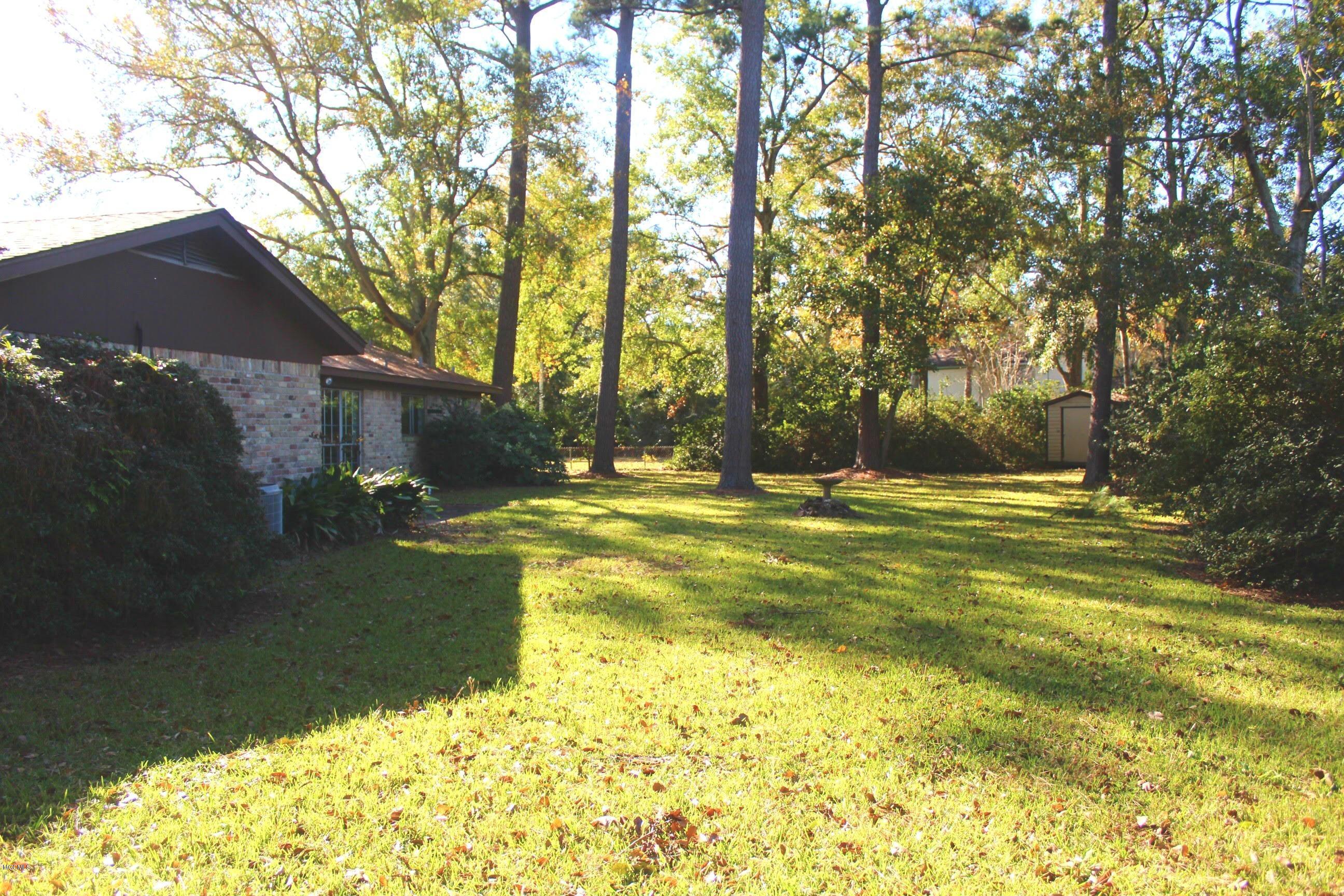 3755 Woodplace Back