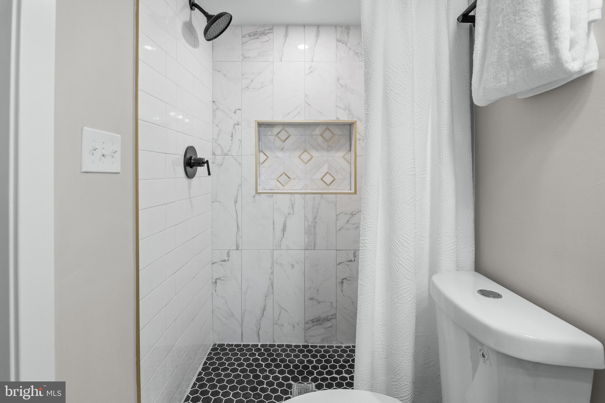 5907 Leith Walk Baltimore, MD 21239 - Photo 37 of 38