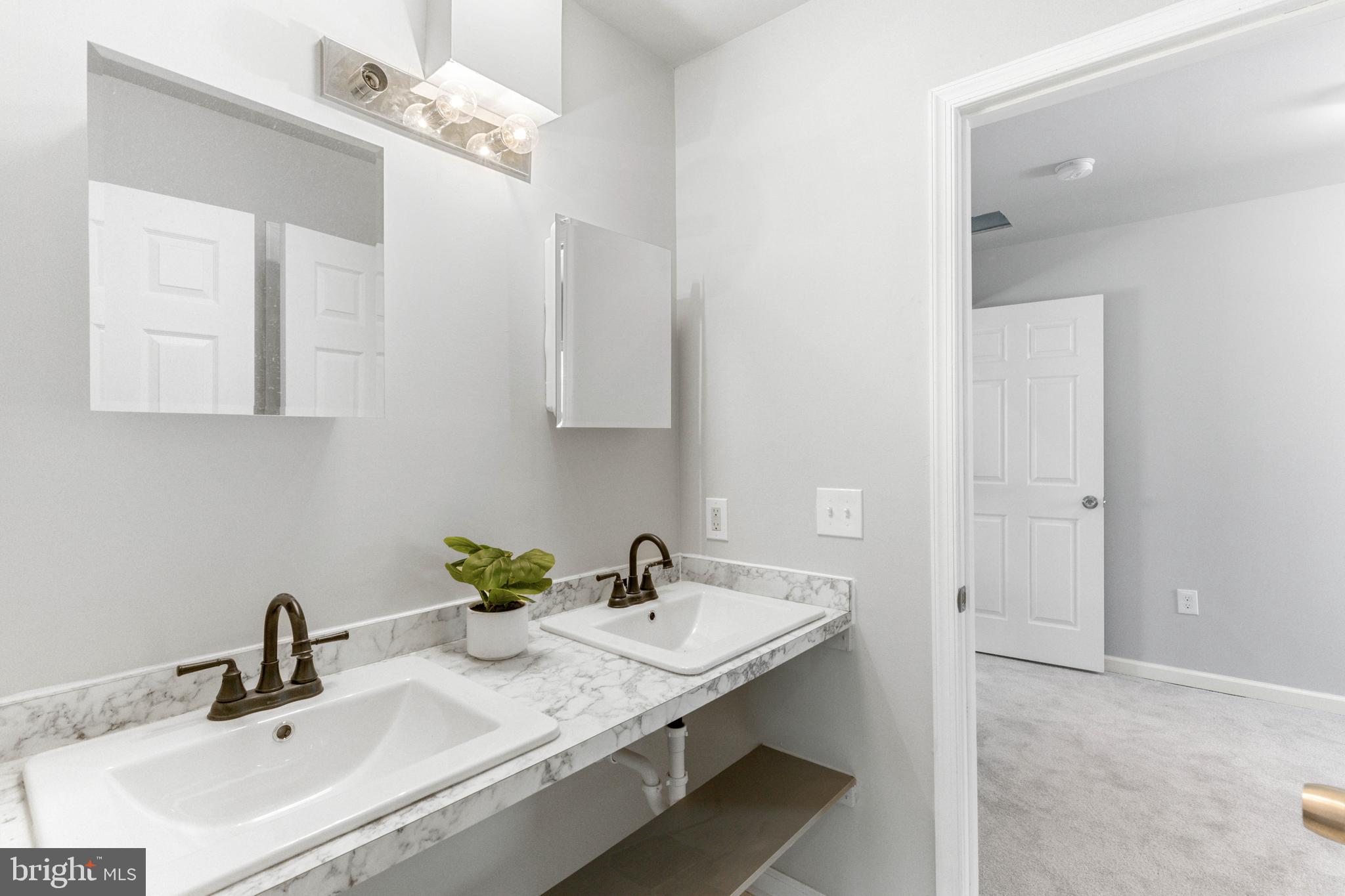 7816 Outing Avenue Pasadena, MD 21122 - Photo 13 of 31