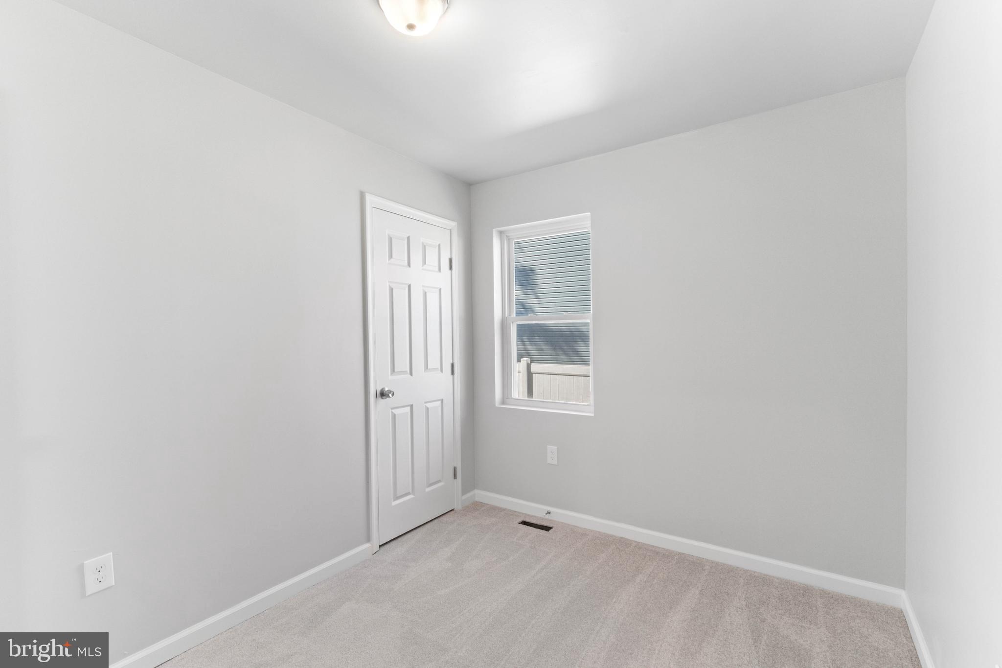 7816 Outing Avenue Pasadena, MD 21122 - Photo 16 of 31