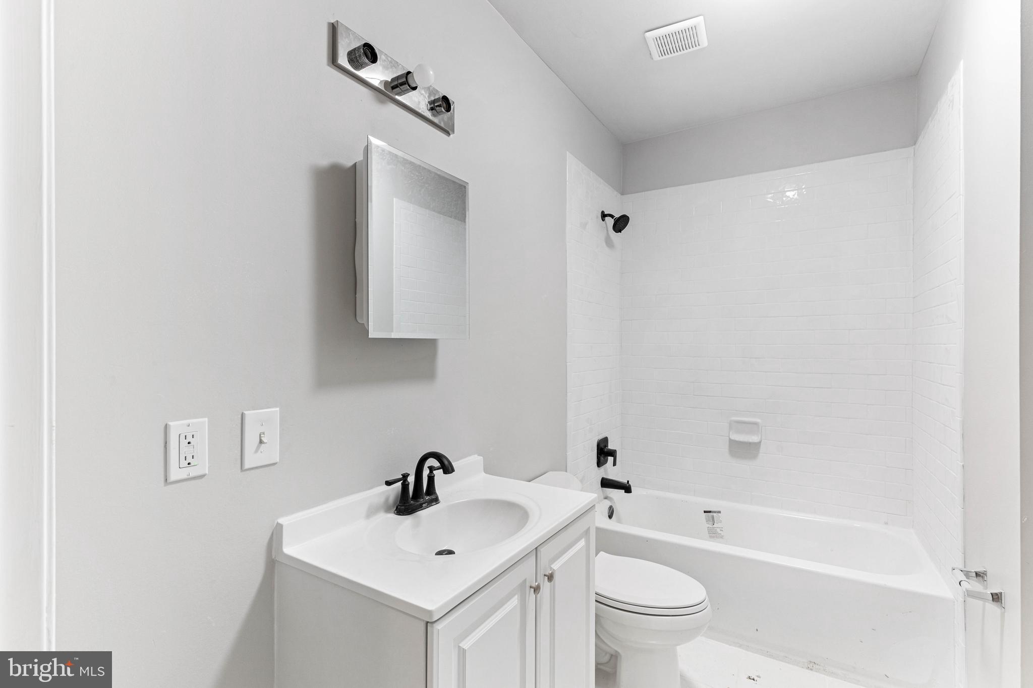 7816 Outing Avenue Pasadena, MD 21122 - Photo 29 of 31