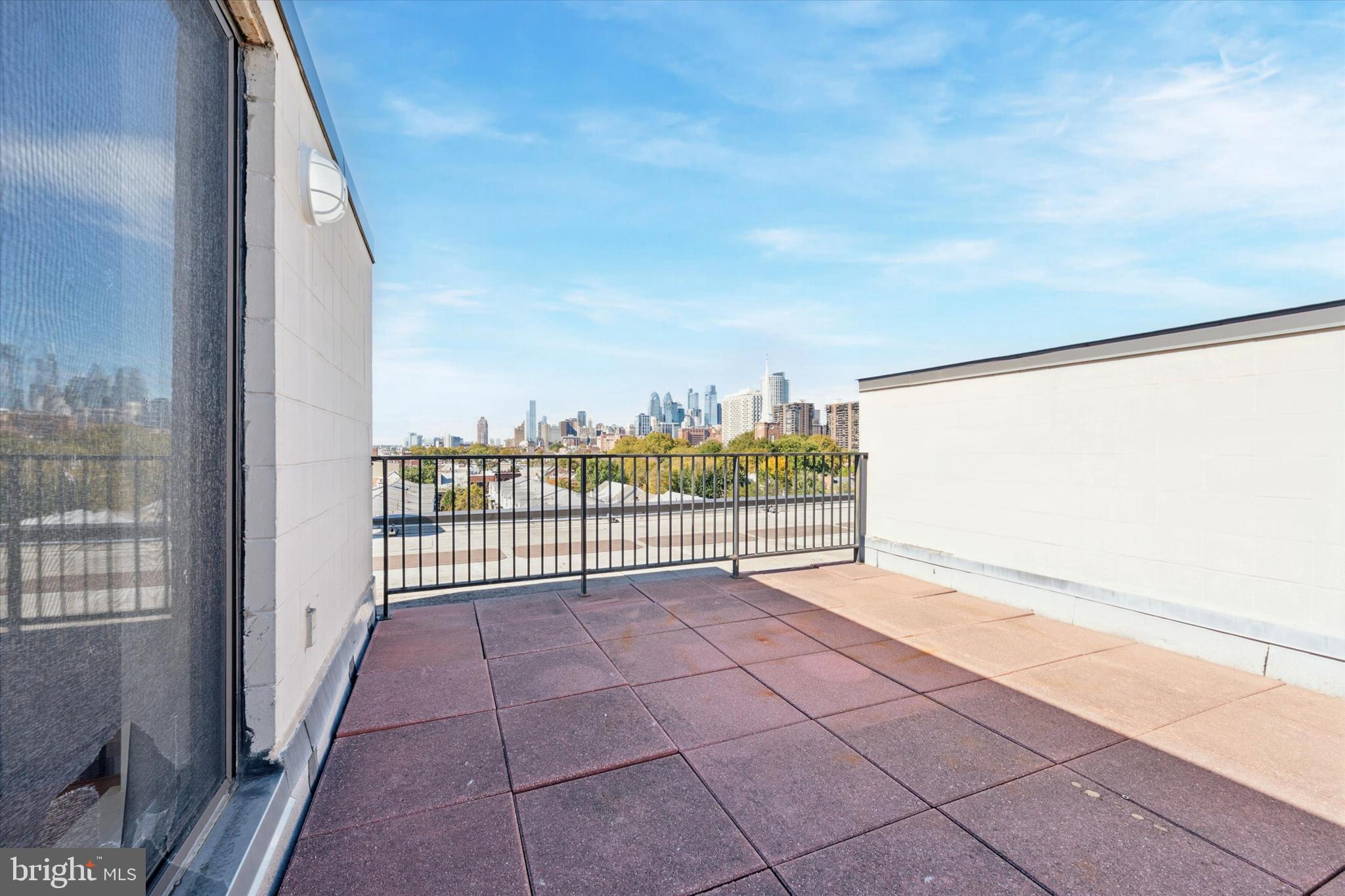 200 Lombard Street, Unit 804 Philadelphia, PA 19147 - Photo 11 of 15 a view of a terrace