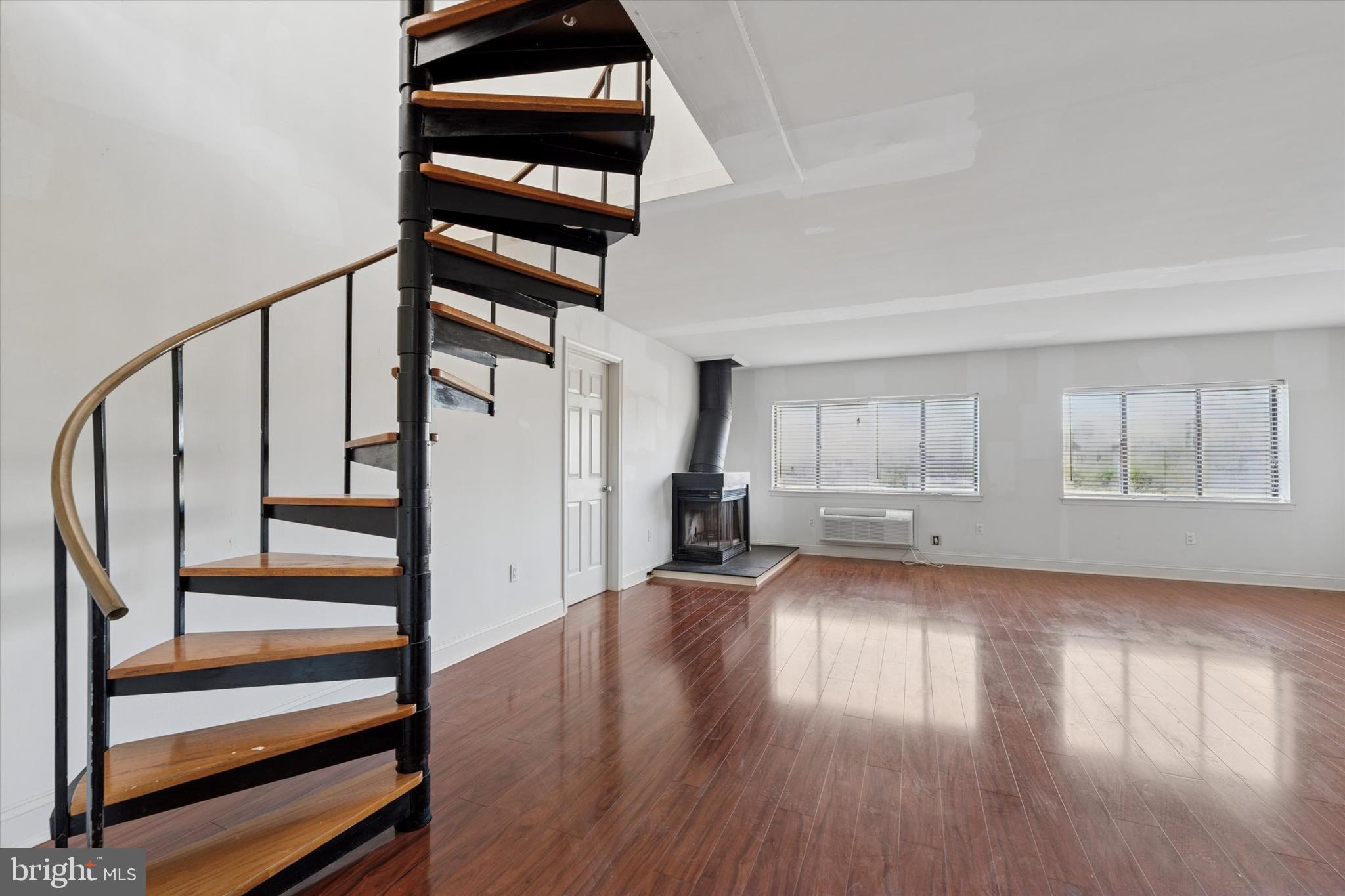 200 Lombard Street, Unit 804 Philadelphia, PA 19147 - Photo 4 of 15 a view of entryway and hall with wooden floor