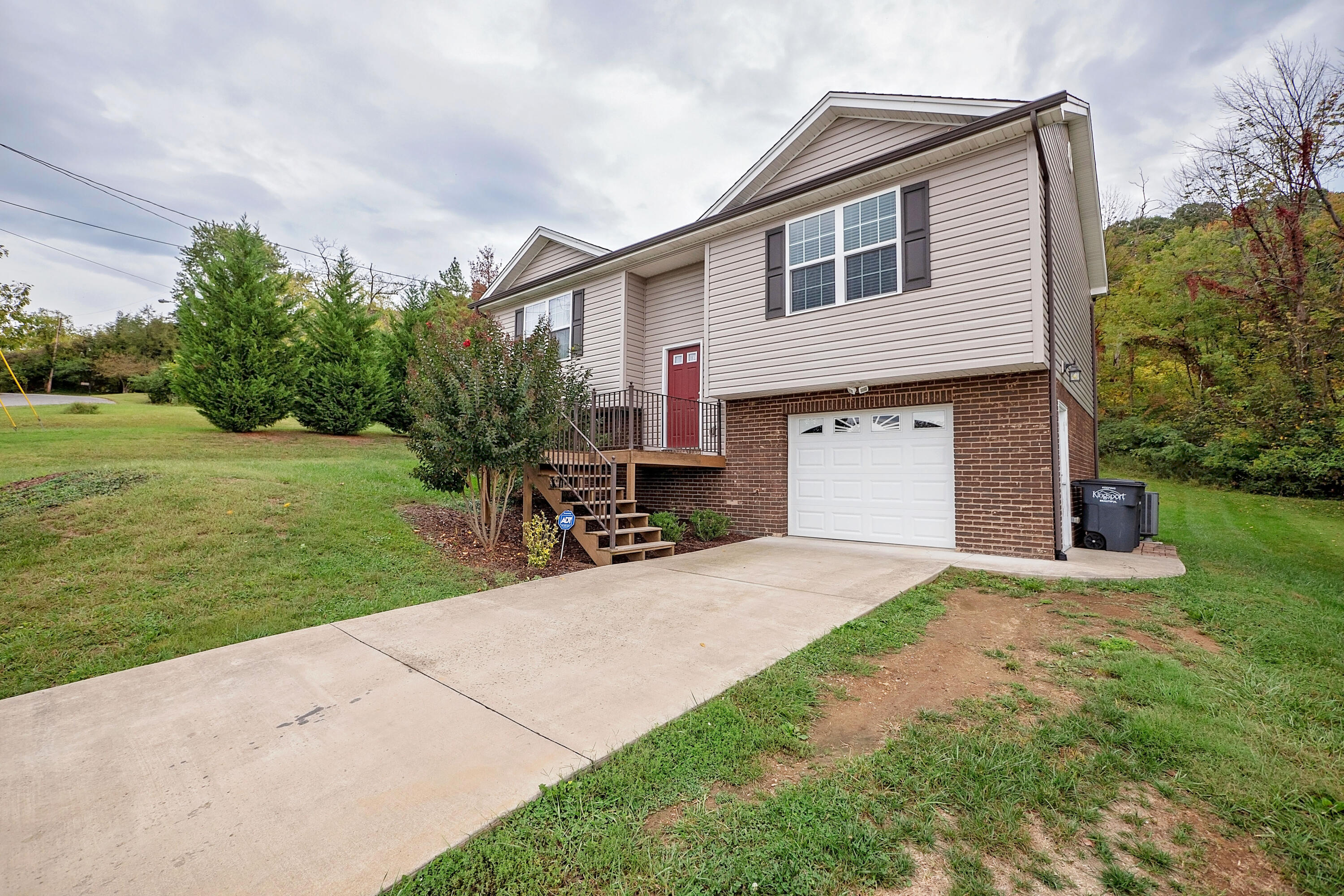 1640 Ridgeway Drive Kingsport, TN 37664 - Photo 3 of 52 P1550252