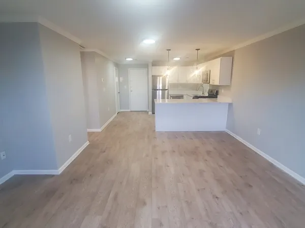 $2,500 | 55 David Terrace, Unit 23, Norwood, MA 02062