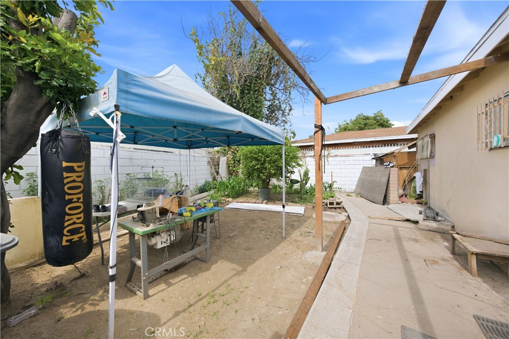 2515 Mountain View Road El Monte, CA 91733 - Photo 17 of 40